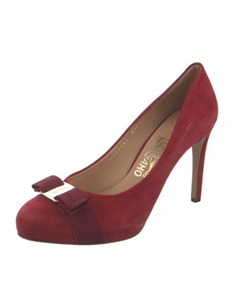 Salvatore Ferragamo Vara Bow Accent Suede Pumps