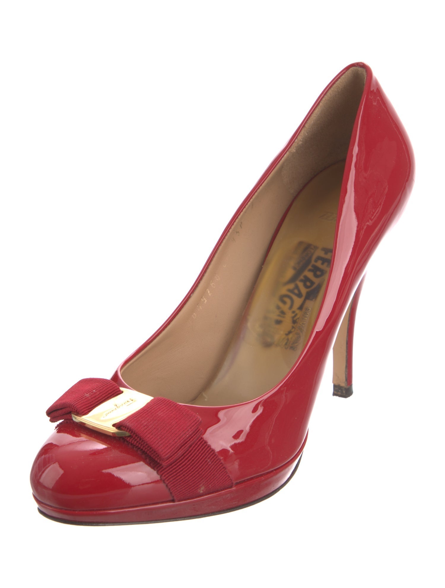 Salvatore Ferragamo Vara Bow Accent Patent Leather Pumps