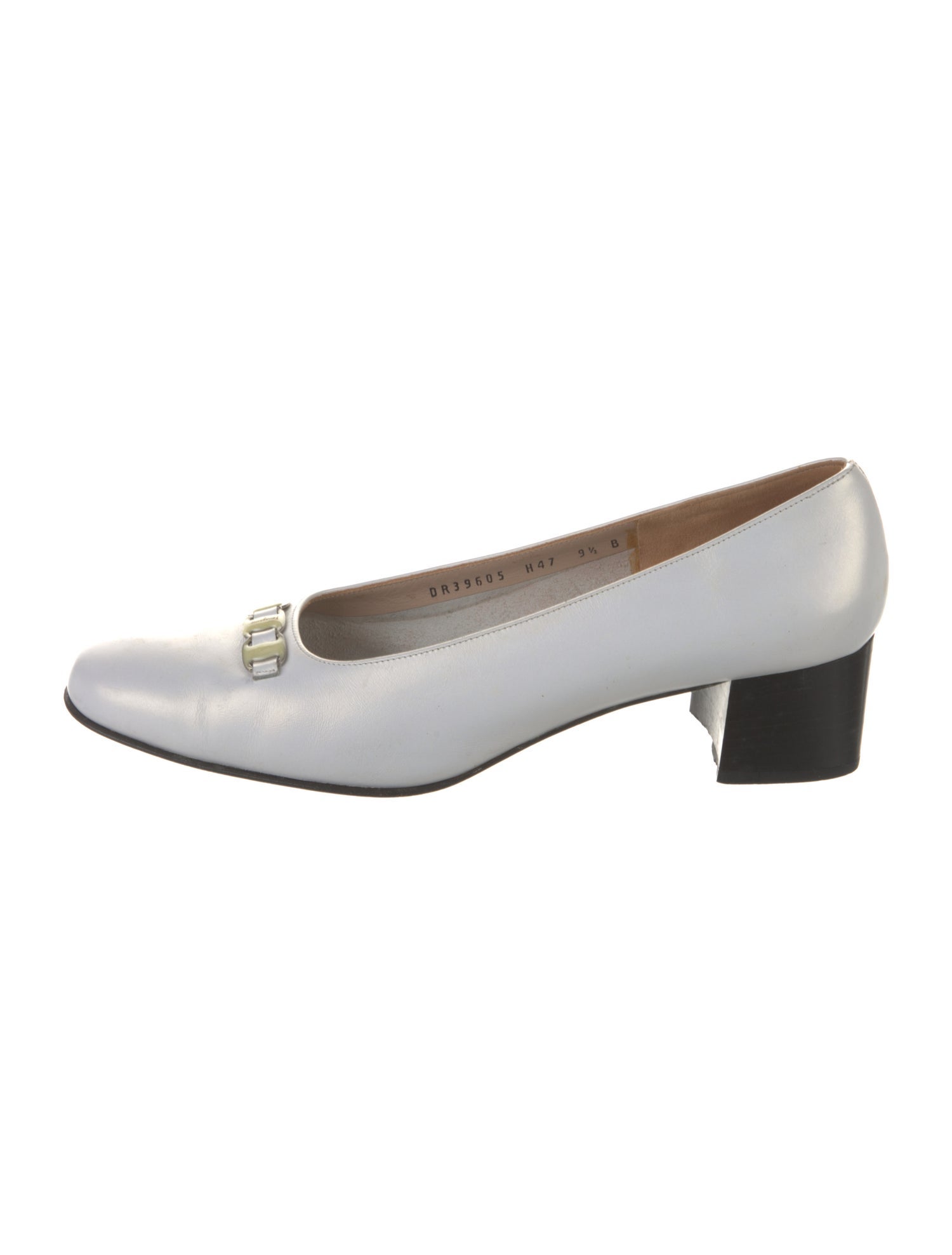 Salvatore Ferragamo Vara Bow Accent Leather Pumps