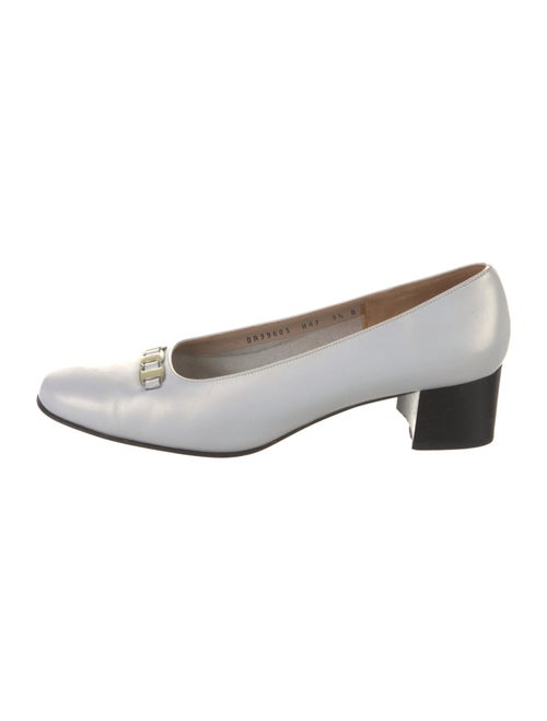 Salvatore Ferragamo Vara Bow Accent Leather Pumps