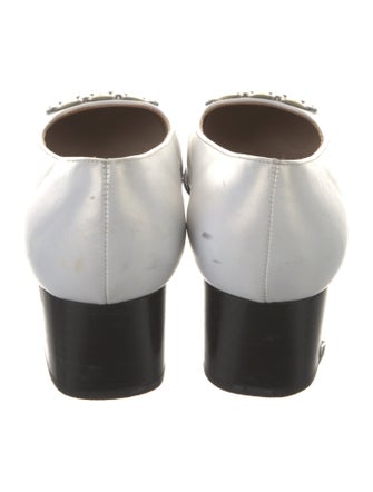 Salvatore Ferragamo Vara Bow Accent Leather Pumps