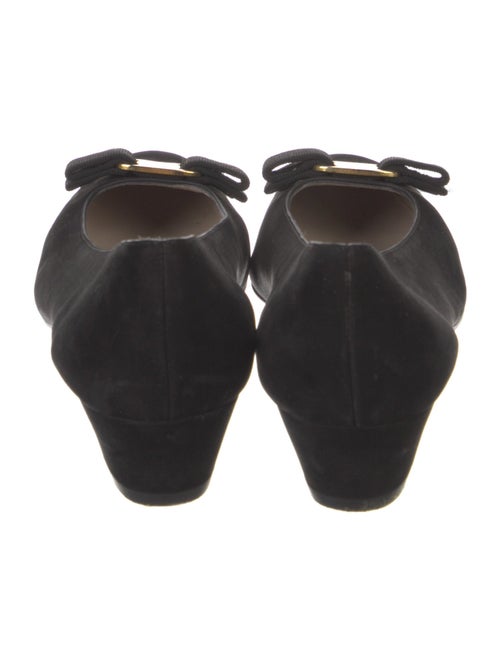 Salvatore Ferragamo Vara Bow Accent Suede Pumps