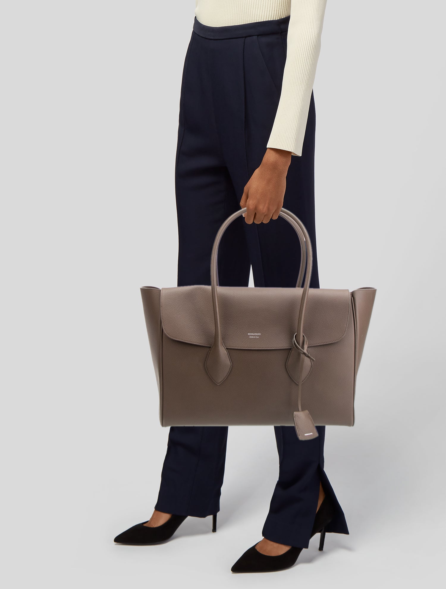 Salvatore Ferragamo Leather Shoulder Bag