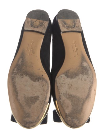 Salvatore Ferragamo Vara Bow Accent Suede Flats