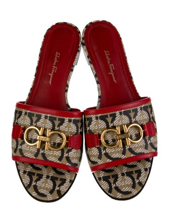 Salvatore Ferragamo Horsebit Accent Leather Slides