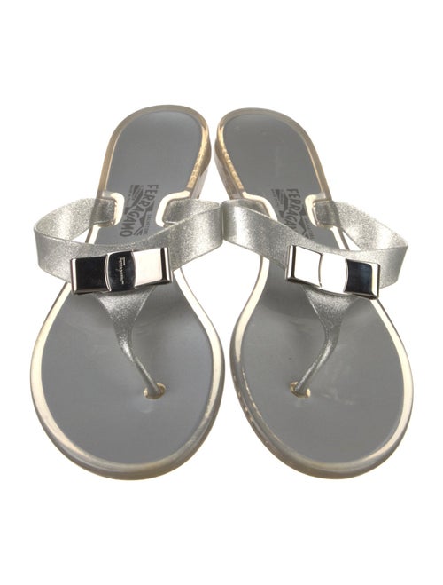 Salvatore Ferragamo Vara Bow Accent Rubber Slides