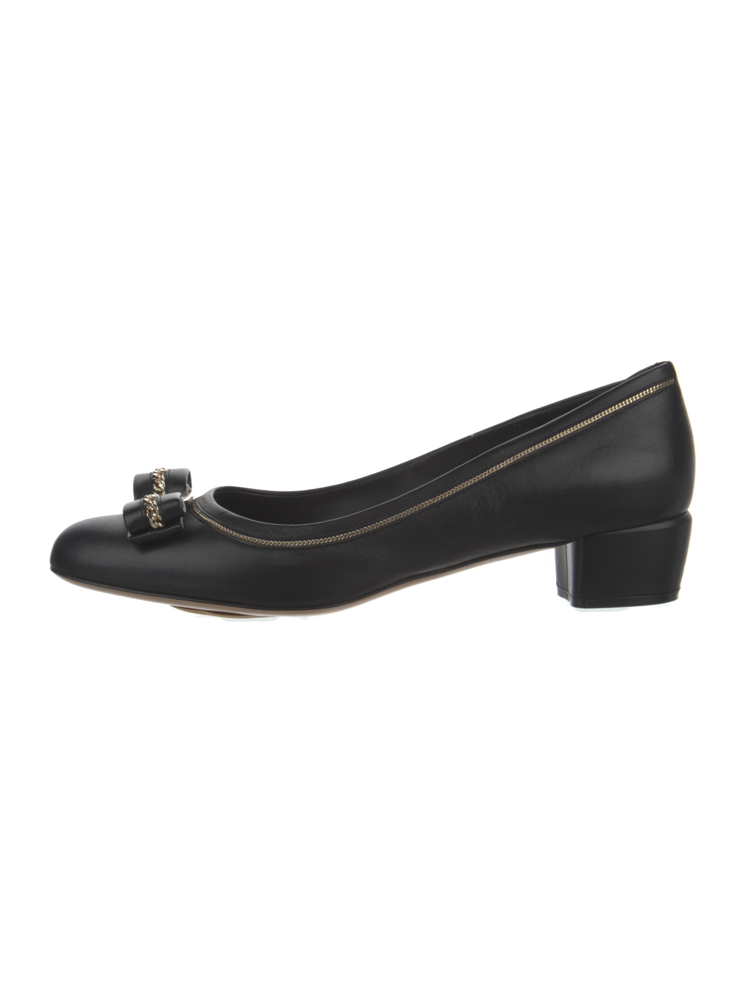 Salvatore Ferragamo Vara Bow Accent Leather Pumps