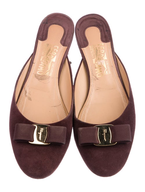 Salvatore Ferragamo Vara Bow Accent Suede Mules