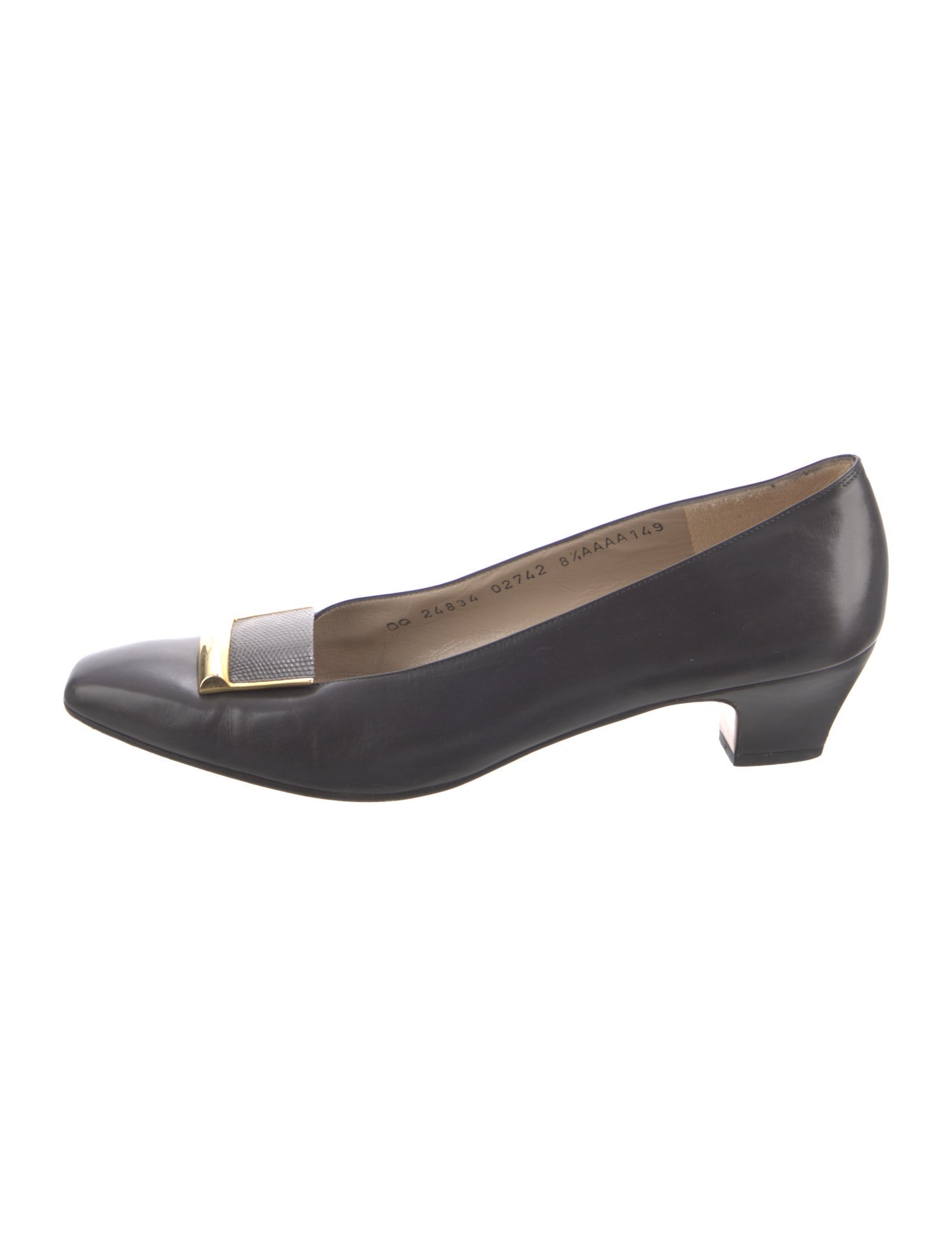 Salvatore Ferragamo Vara Bow Accent Leather Pumps