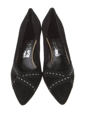 Salvatore Ferragamo Vara Bow Accent Suede Pumps