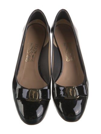 Salvatore Ferragamo Vara Bow Accent Patent Leather Flats