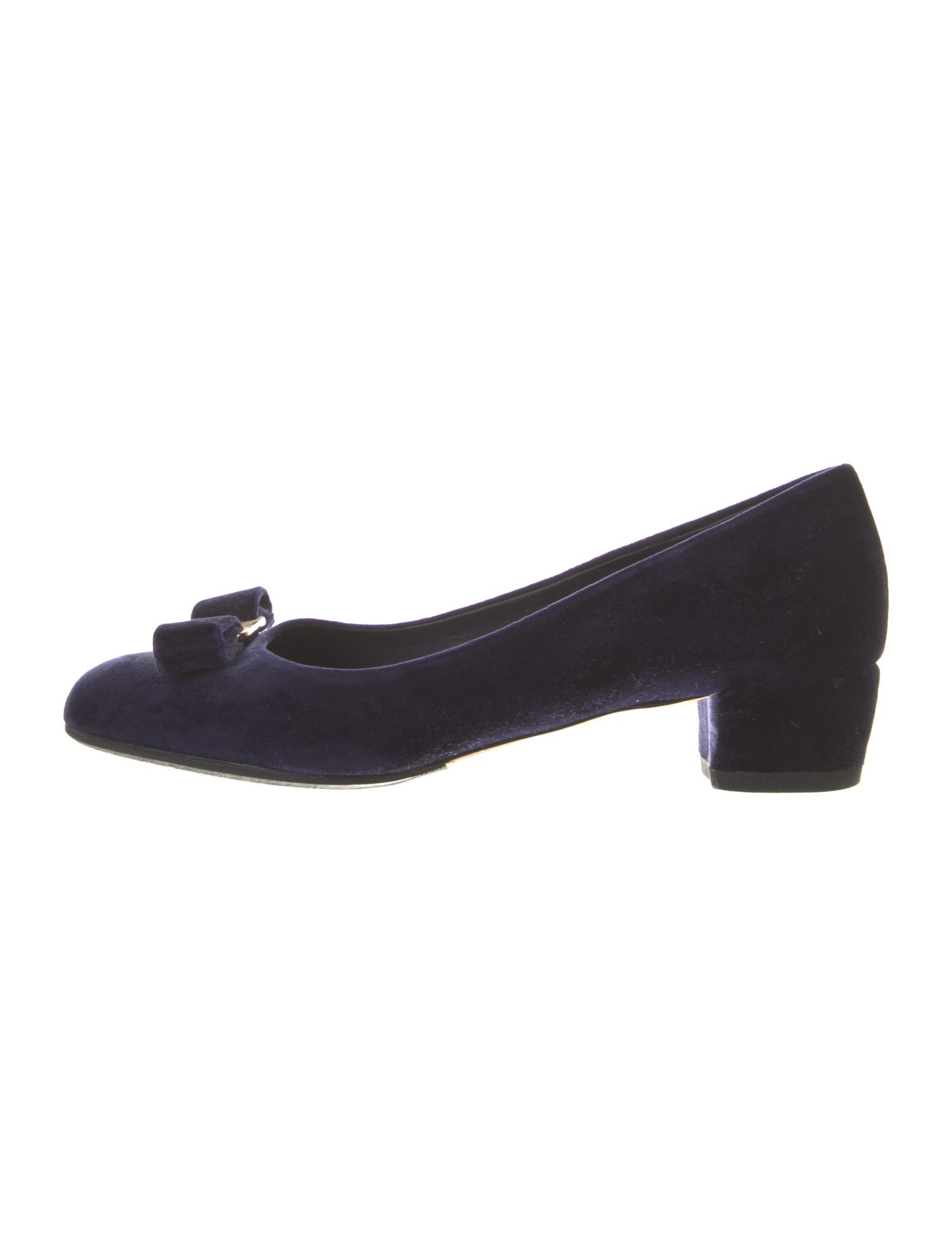 Salvatore Ferragamo Vara Bow Accent Velvet Pumps