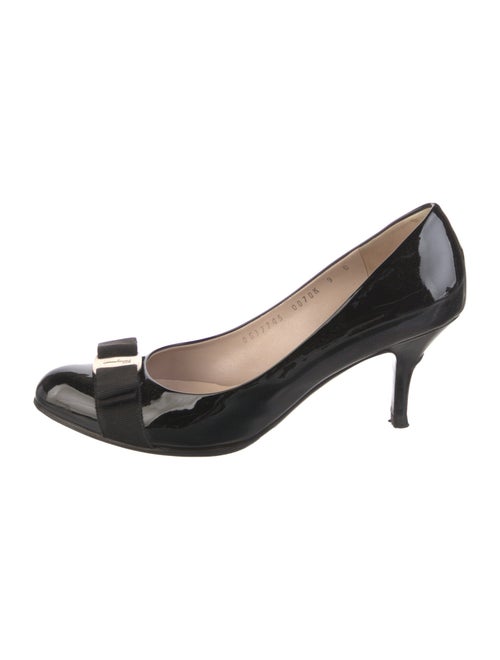 Salvatore Ferragamo Vara Bow Accent Patent Leather Pumps