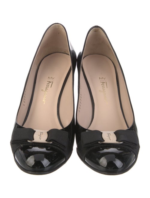 Salvatore Ferragamo Vara Bow Accent Patent Leather Pumps