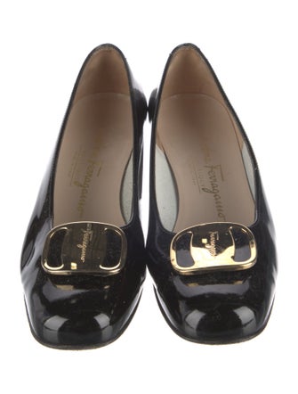 Salvatore Ferragamo Vara Bow Accent Patent Leather Pumps