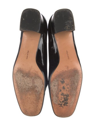 Salvatore Ferragamo Vara Bow Accent Patent Leather Pumps