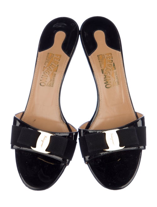 Salvatore Ferragamo Vara Bow Accent Patent Leather Slides