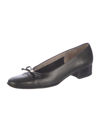 Salvatore Ferragamo Gancini Logo Leather Ballet Flats