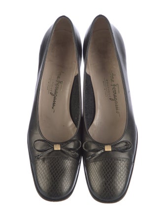 Salvatore Ferragamo Gancini Logo Leather Ballet Flats