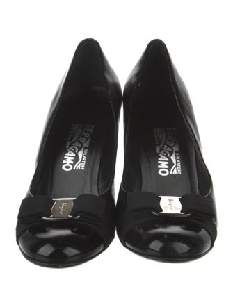 Salvatore Ferragamo Vara Bow Accent Patent Leather Pumps