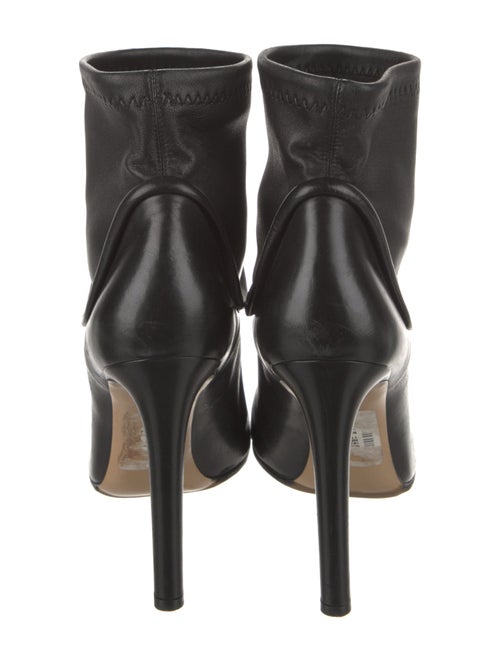 Salvatore Ferragamo Vara Bow Accent Leather Pumps