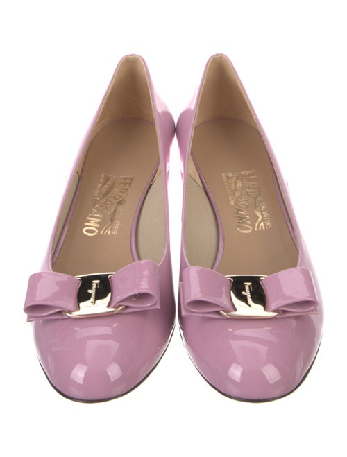 Salvatore Ferragamo Vara Bow Accent Patent Leather Pumps