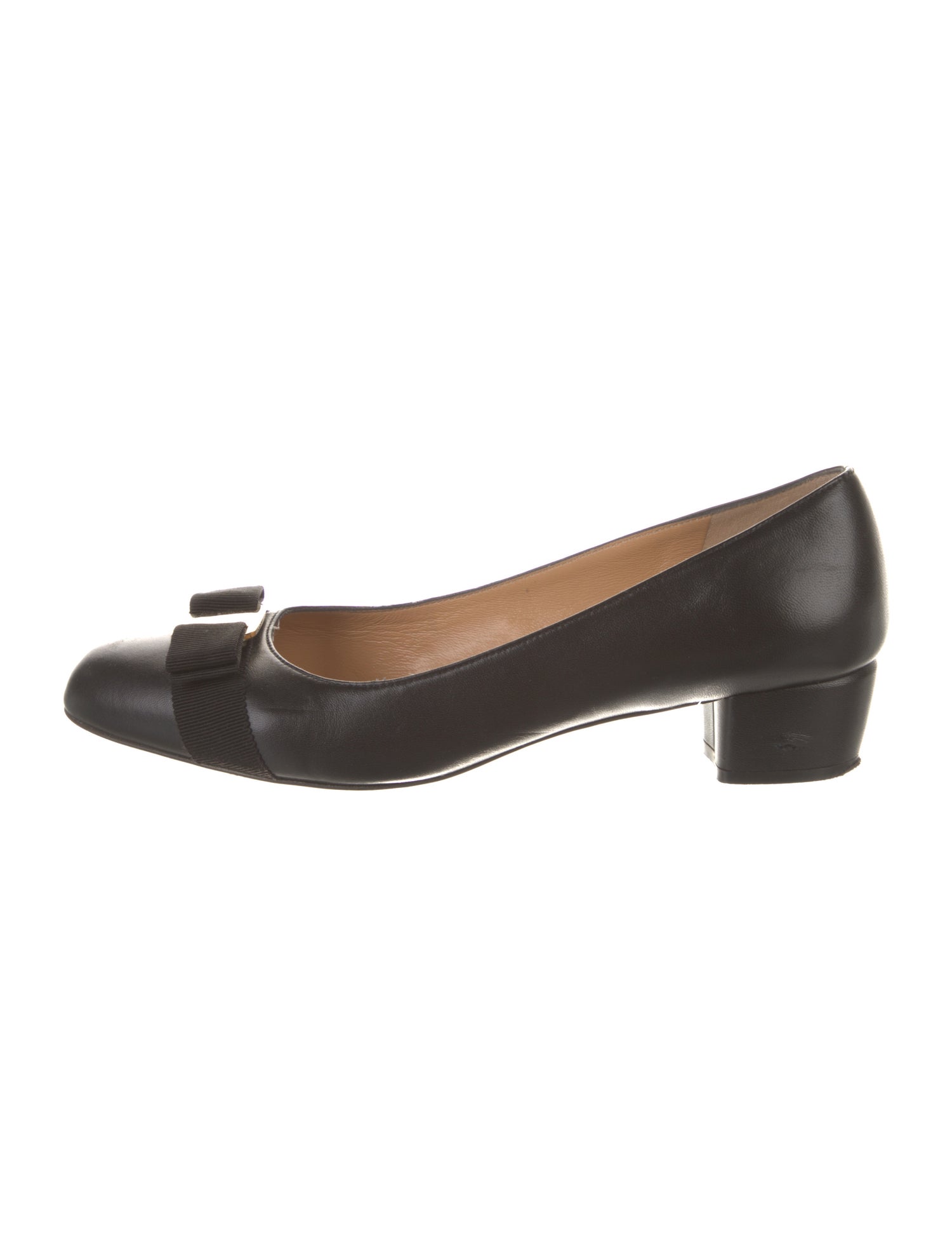 Salvatore Ferragamo Vara Bow Accent Leather Pumps