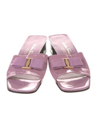 Salvatore Ferragamo Vara Bow Accent Patent Leather Slides