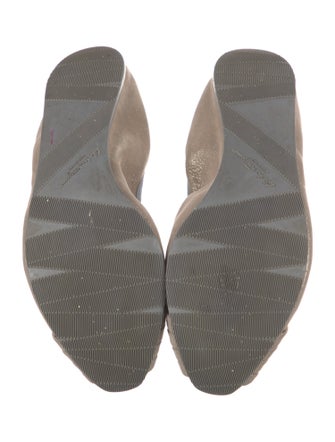 Salvatore Ferragamo Vara Bow Accent Suede Ballet Flats