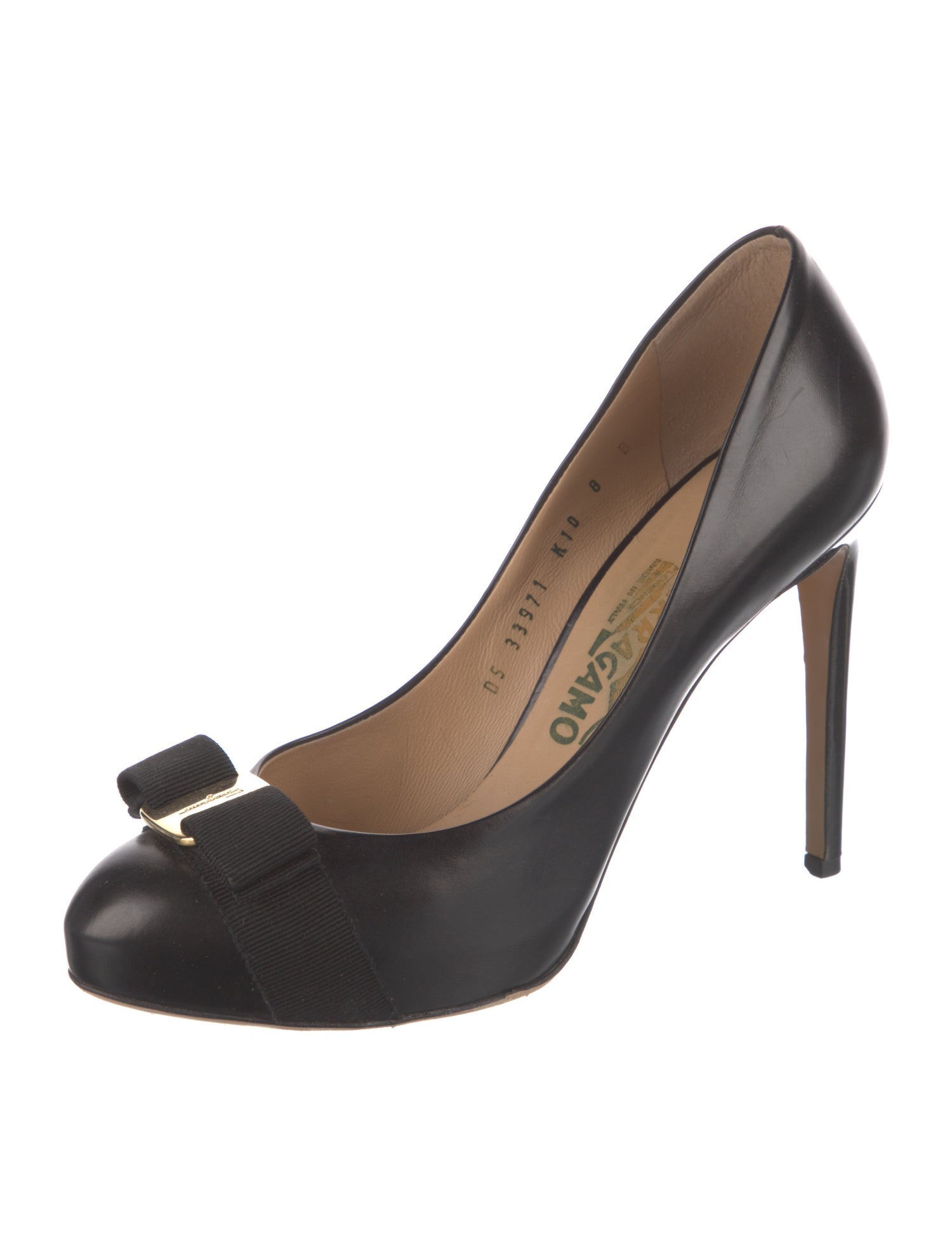 Salvatore Ferragamo Vara Bow Accent Leather Pumps