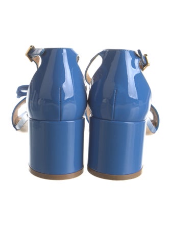 Salvatore Ferragamo Vara Bow Accent Patent Leather Sandals