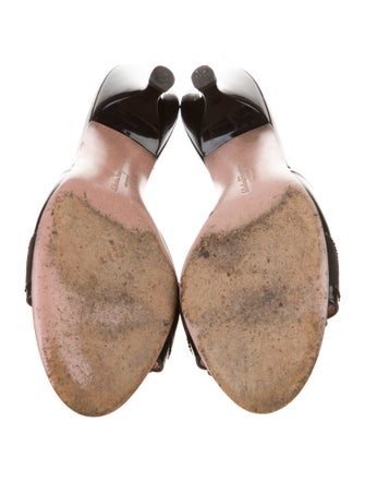 Salvatore Ferragamo Vara Bow Accent Patent Leather Slides