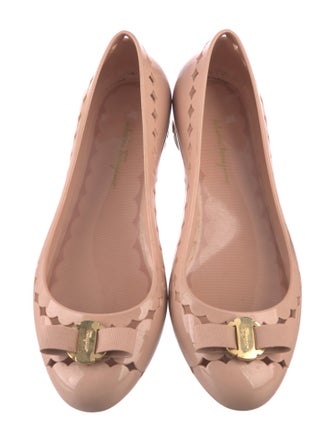 Salvatore Ferragamo Vara Bow Accent Rubber Flats