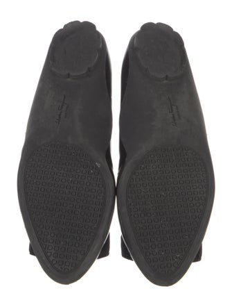 Salvatore Ferragamo Vara Bow Accent Patent Leather Flats