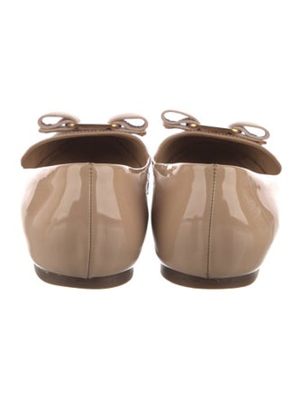 Salvatore Ferragamo Vara Bow Accent Patent Leather Flats