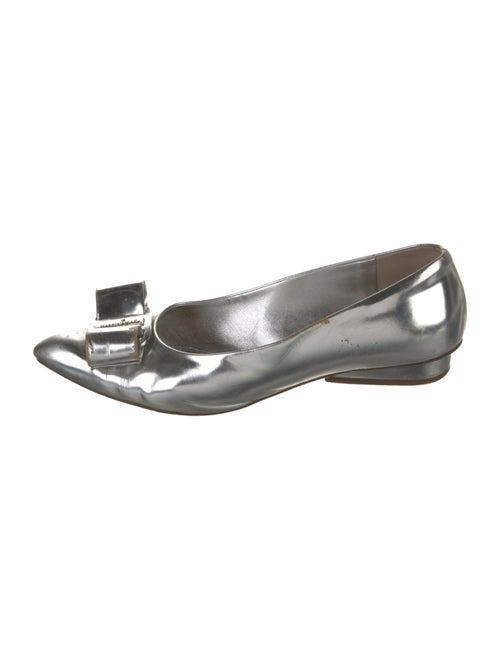 Salvatore Ferragamo Vara Bow Accent Patent Leather Flats