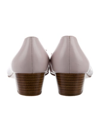 Salvatore Ferragamo Vara Bow Accent Leather Pumps