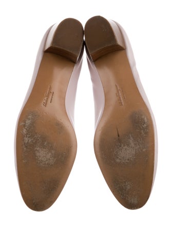 Salvatore Ferragamo Vara Bow Accent Leather Pumps