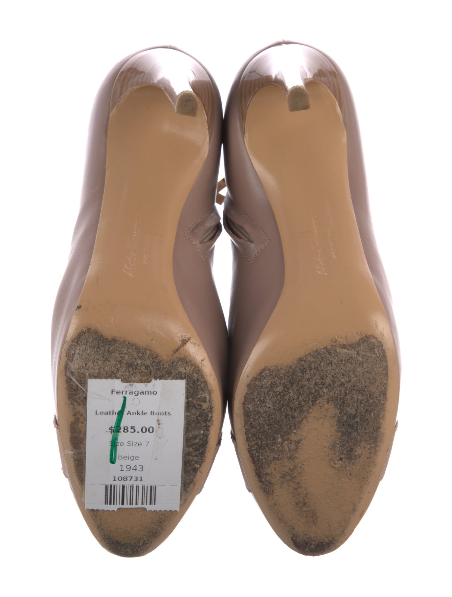 Salvatore Ferragamo Vara Bow Accent Leather Lace-Up Boots