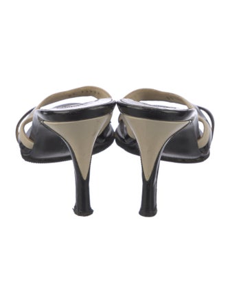 Salvatore Ferragamo Gancini Logo Patent Leather Slides