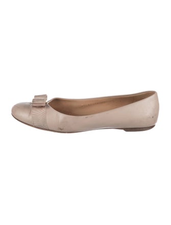 Salvatore Ferragamo Vara Bow Accent Leather Ballet Flats