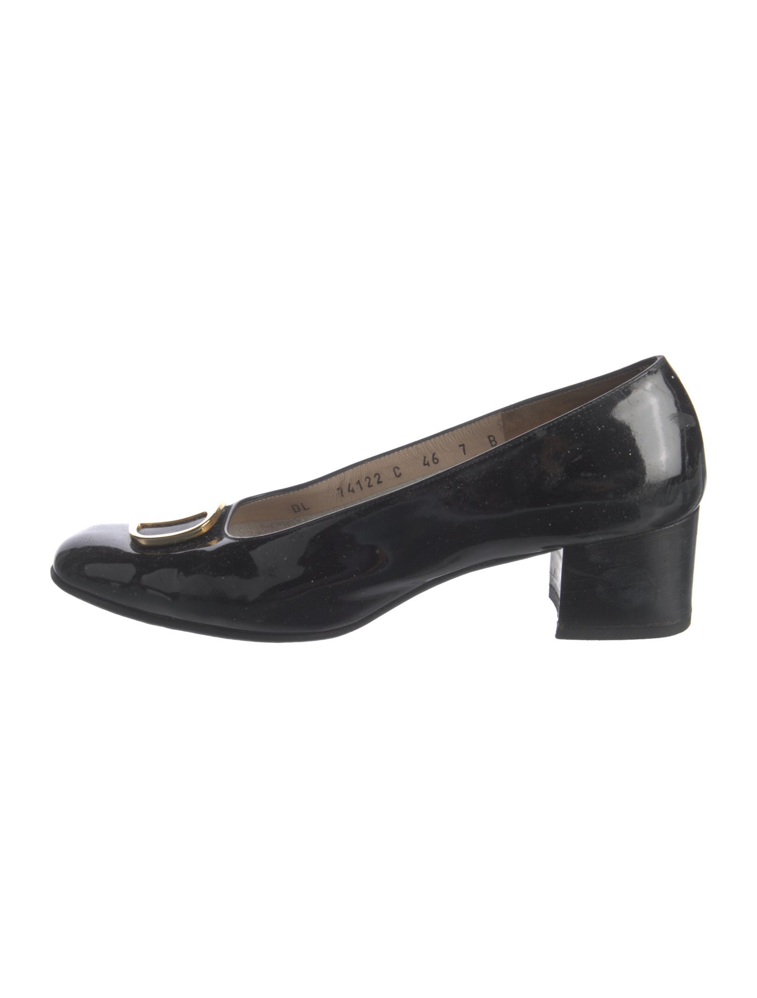 Salvatore Ferragamo Vara Bow Accent Patent Leather Pumps