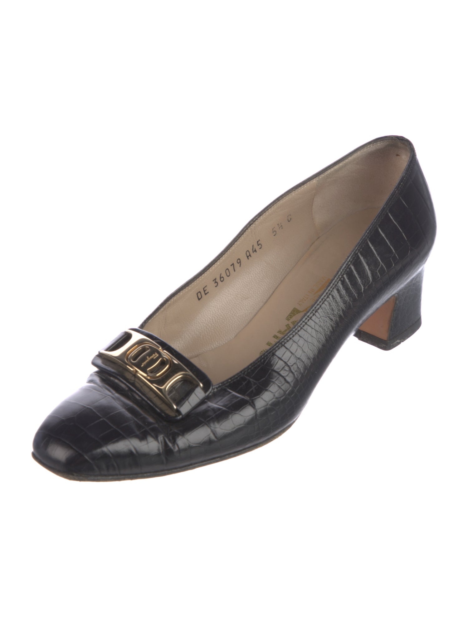 Salvatore Ferragamo Gancini Logo Leather Pumps