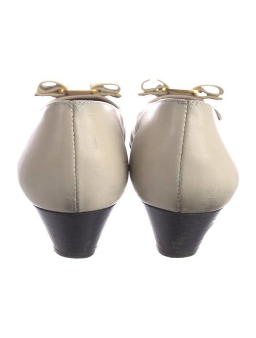 Salvatore Ferragamo Vara Bow Accent Leather Flats