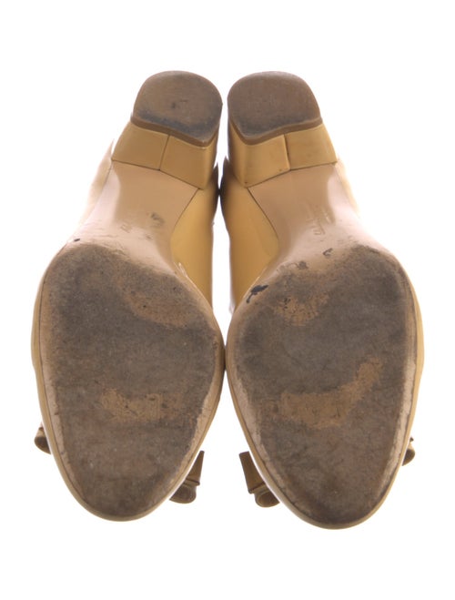 Salvatore Ferragamo Vara Bow Accent Patent Leather Pumps