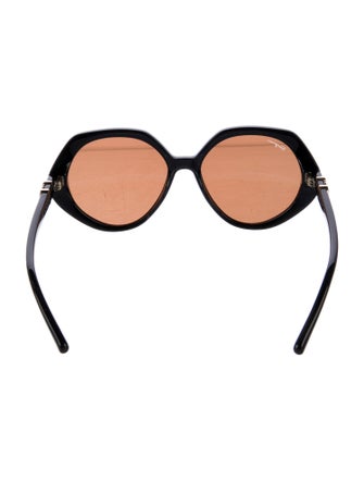 Salvatore Ferragamo Oversize Tinted Sunglasses