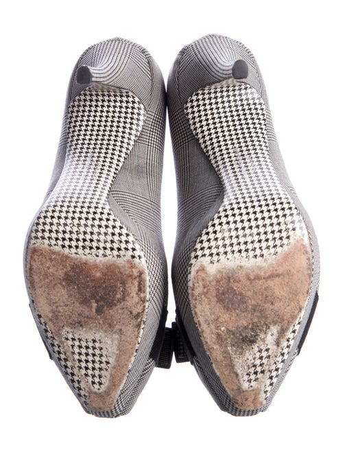 Salvatore Ferragamo Vara Bow Accent Houndstooth Print Slingback Sandals