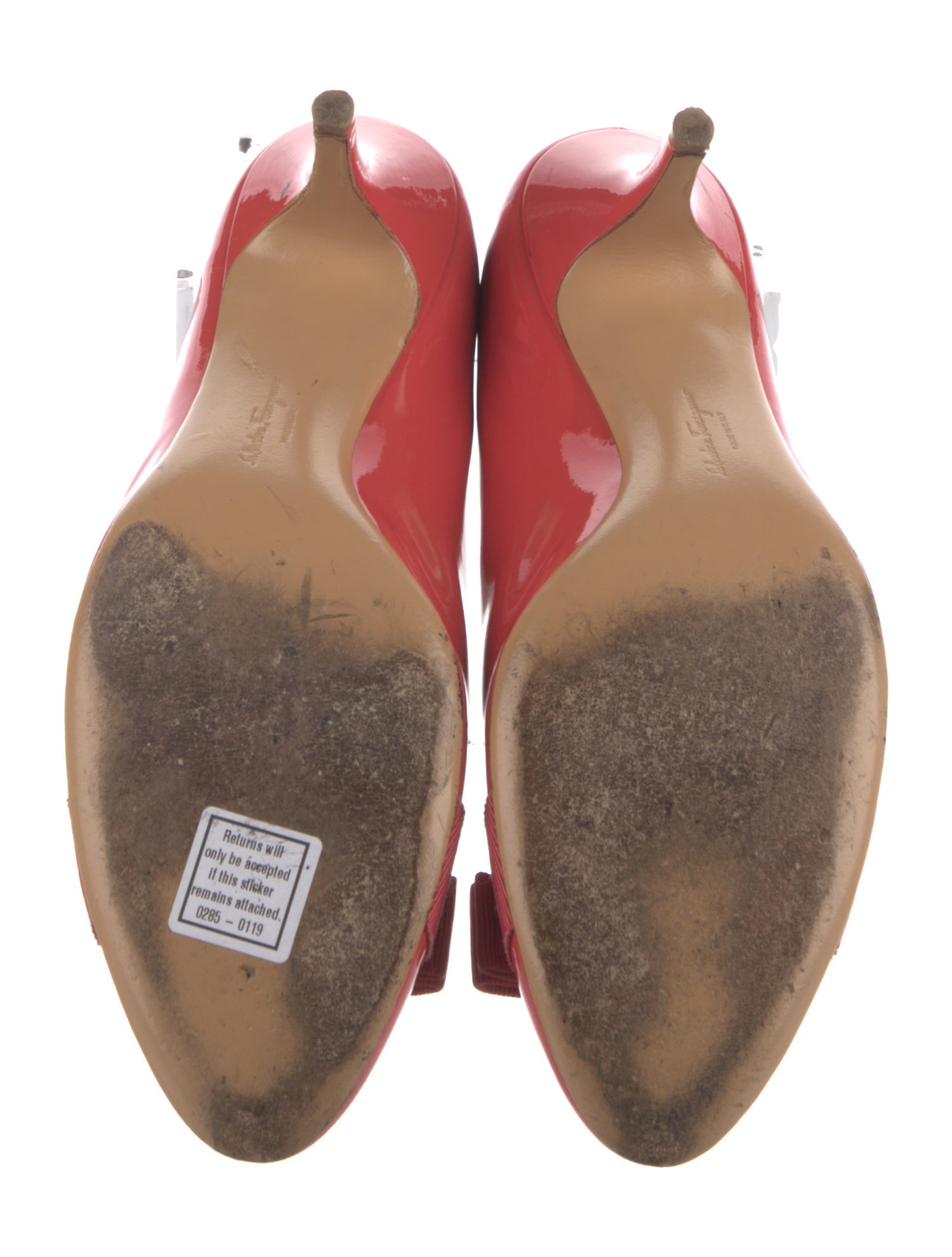 Salvatore Ferragamo Vara Bow Accent Patent Leather Pumps