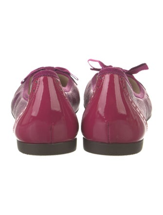 Salvatore Ferragamo Vara Bow Accent Patent Leather Ballet Flats