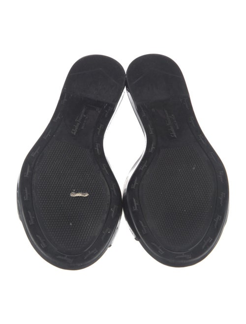 Salvatore Ferragamo Vara Bow Vara Bow Accent Slides